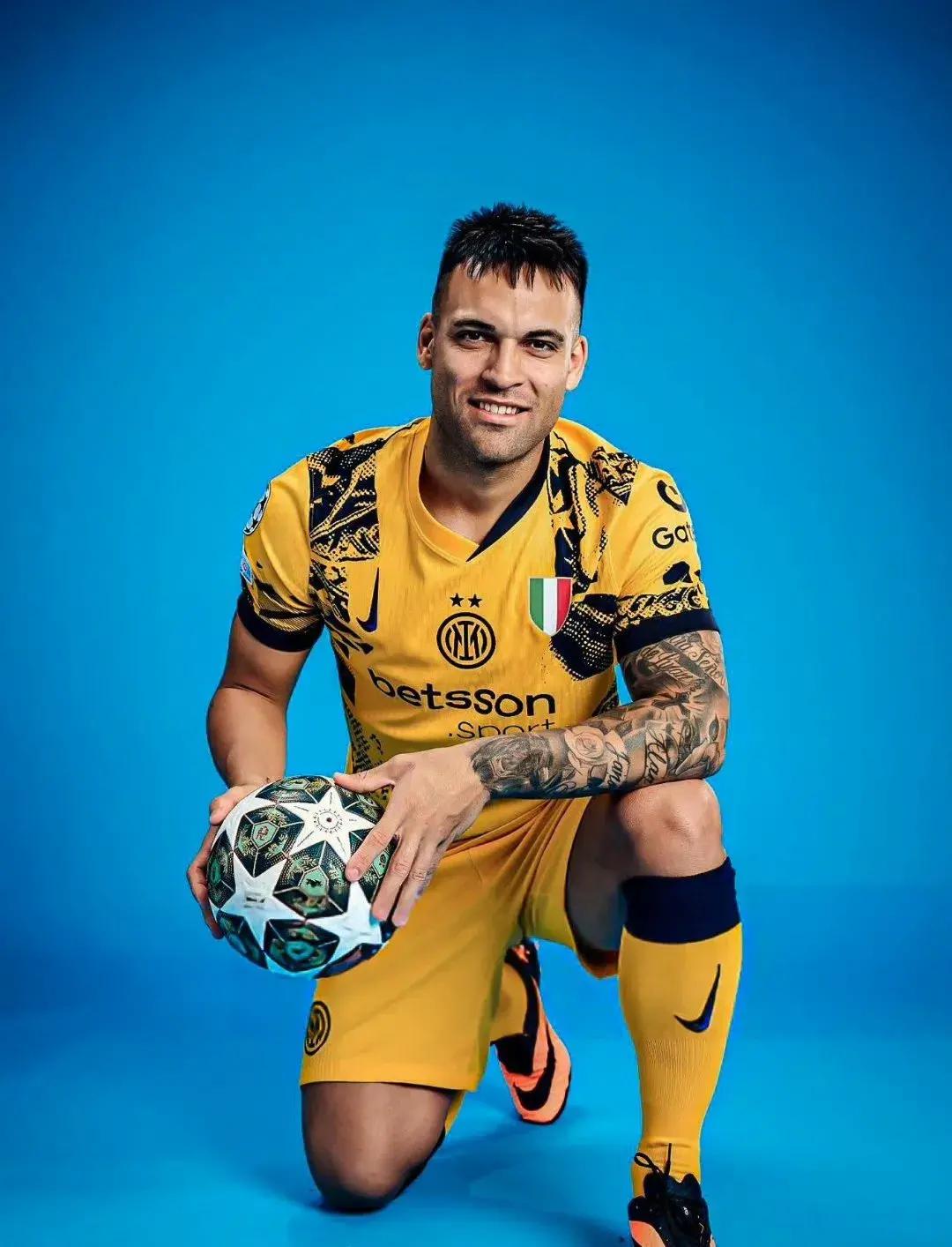 欧超杯倒计时，国际米兰集结日内部沟通，细节引发关注，赛场秩序良好，更衣室氛围转暖的简单介绍-爱游戏中国